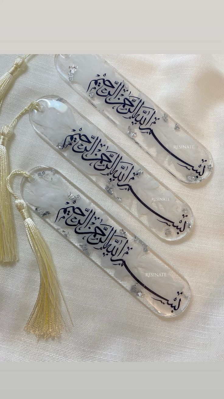 Handmade Resin Bookmarks – Stylish &amp; Unique Reading Accessory