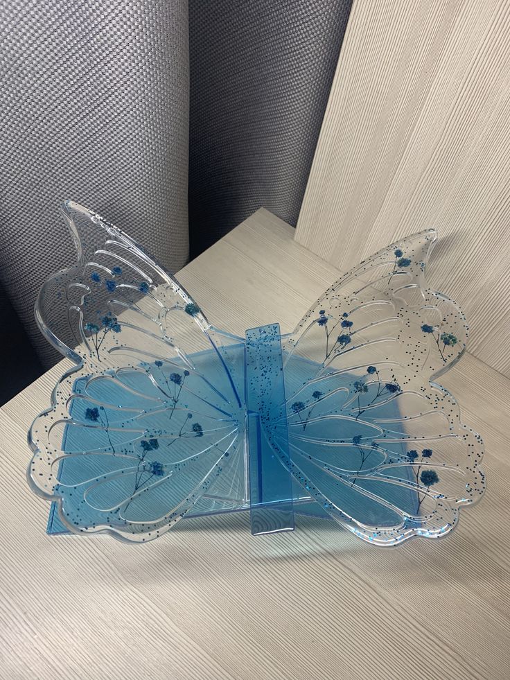 Handmade Butterfly-Shaped Resin Quran Rehal – Elegant &amp; Unique Islamic Decor