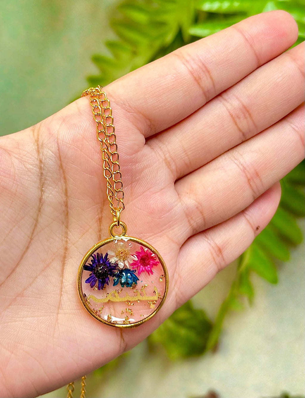 Handmade Resin Necklace – Stylish &amp; Unique Jewelry