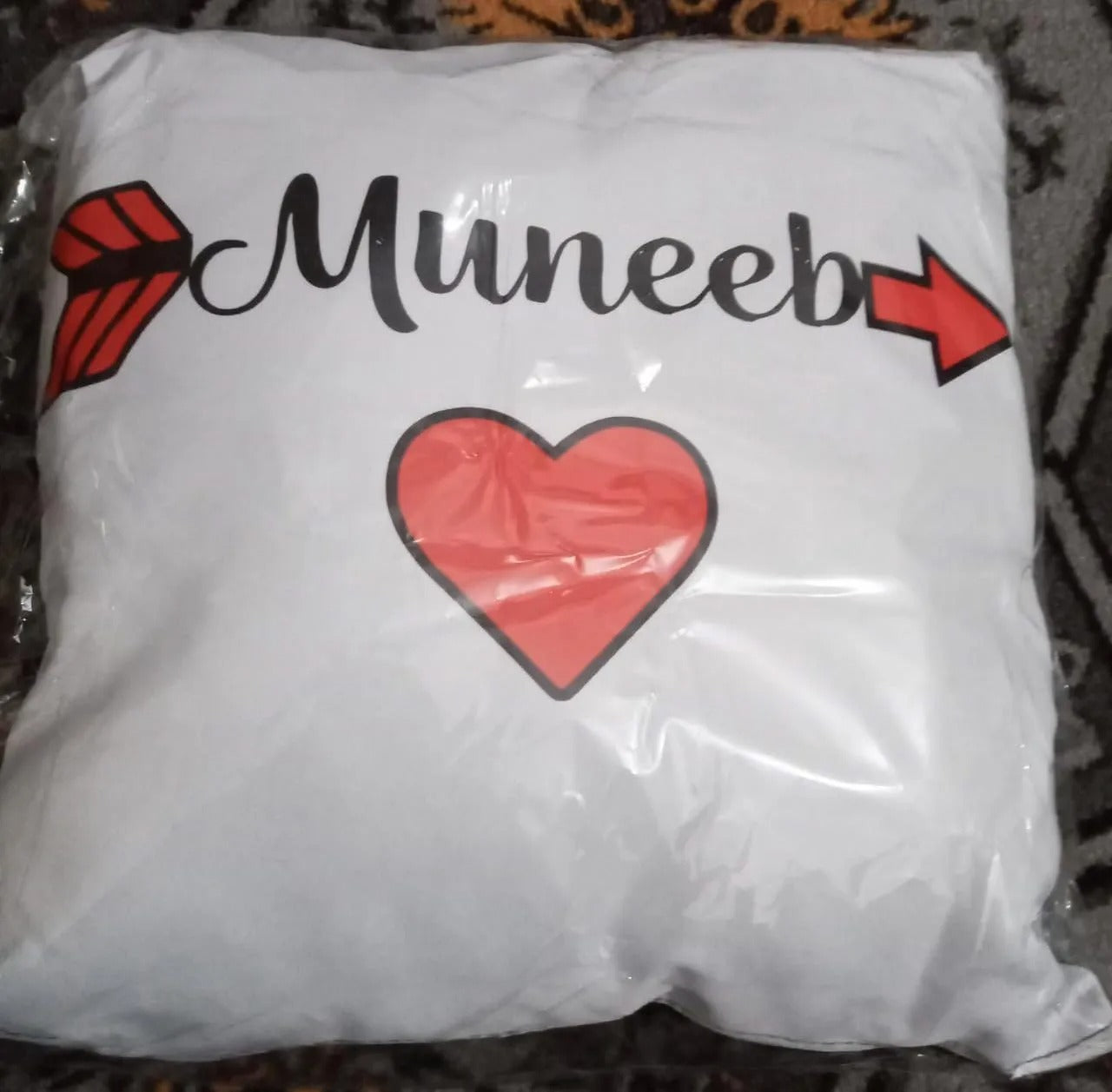 Magic Cushion – Personalized Color-Changing Cushion
