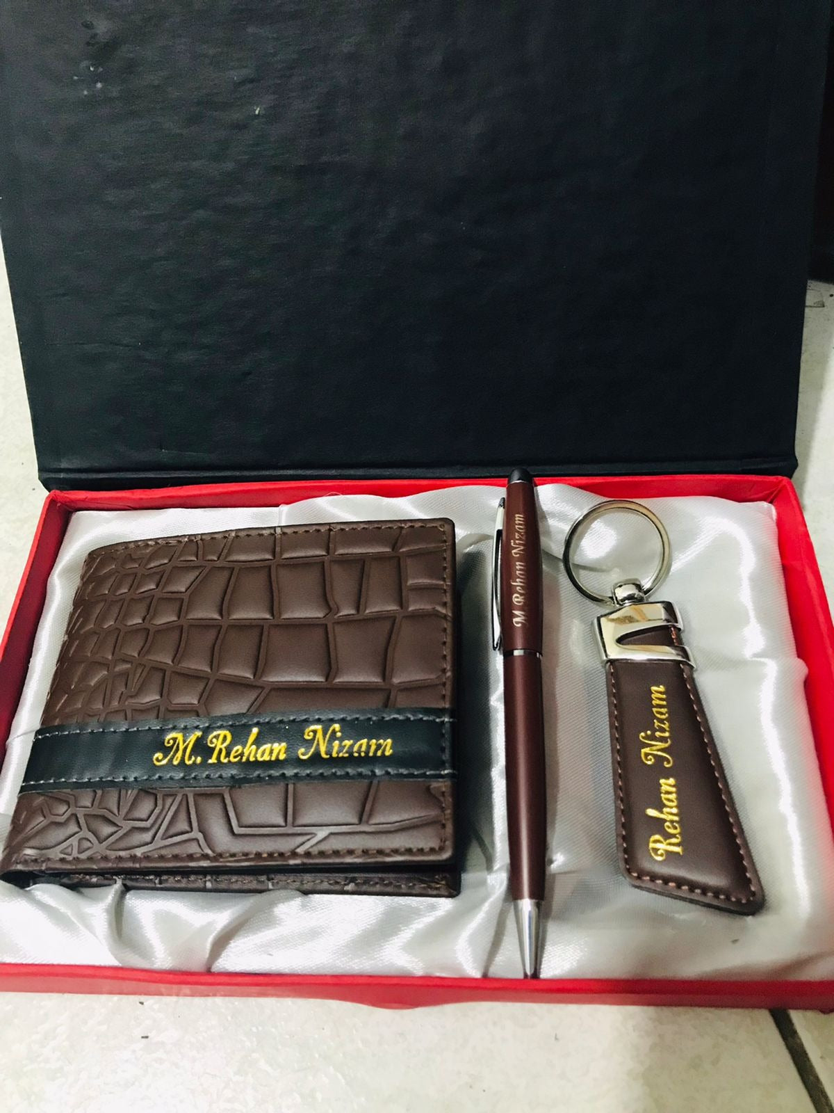 Customizable Wallet &amp; Keychain Gift Set – Personalized