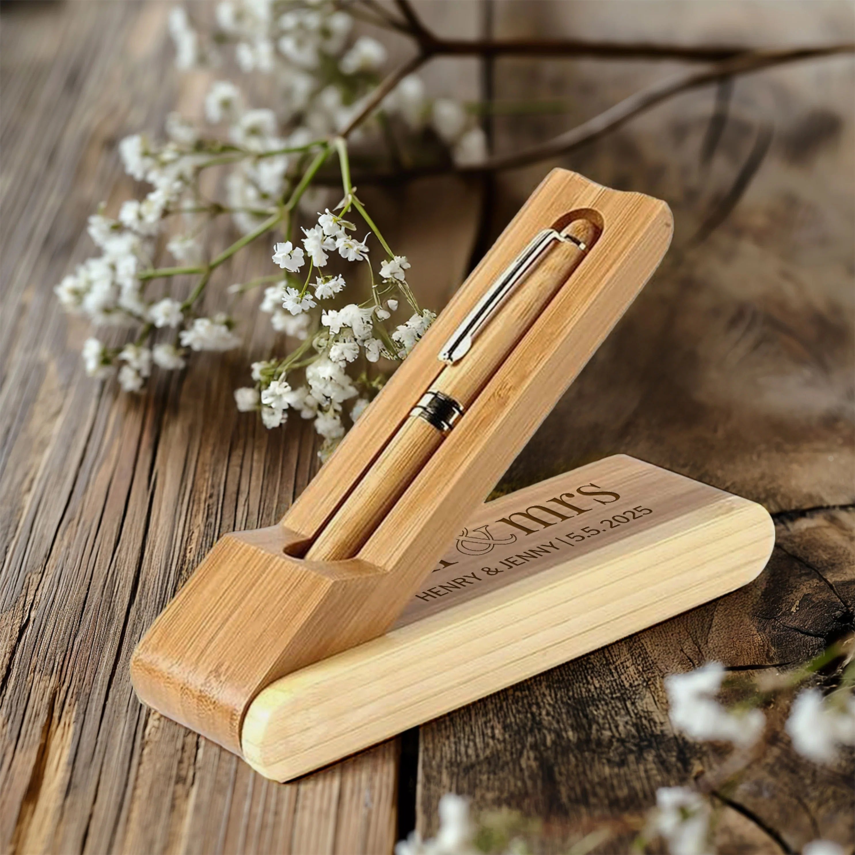Customizable Wood Pen with Stand – Personalized