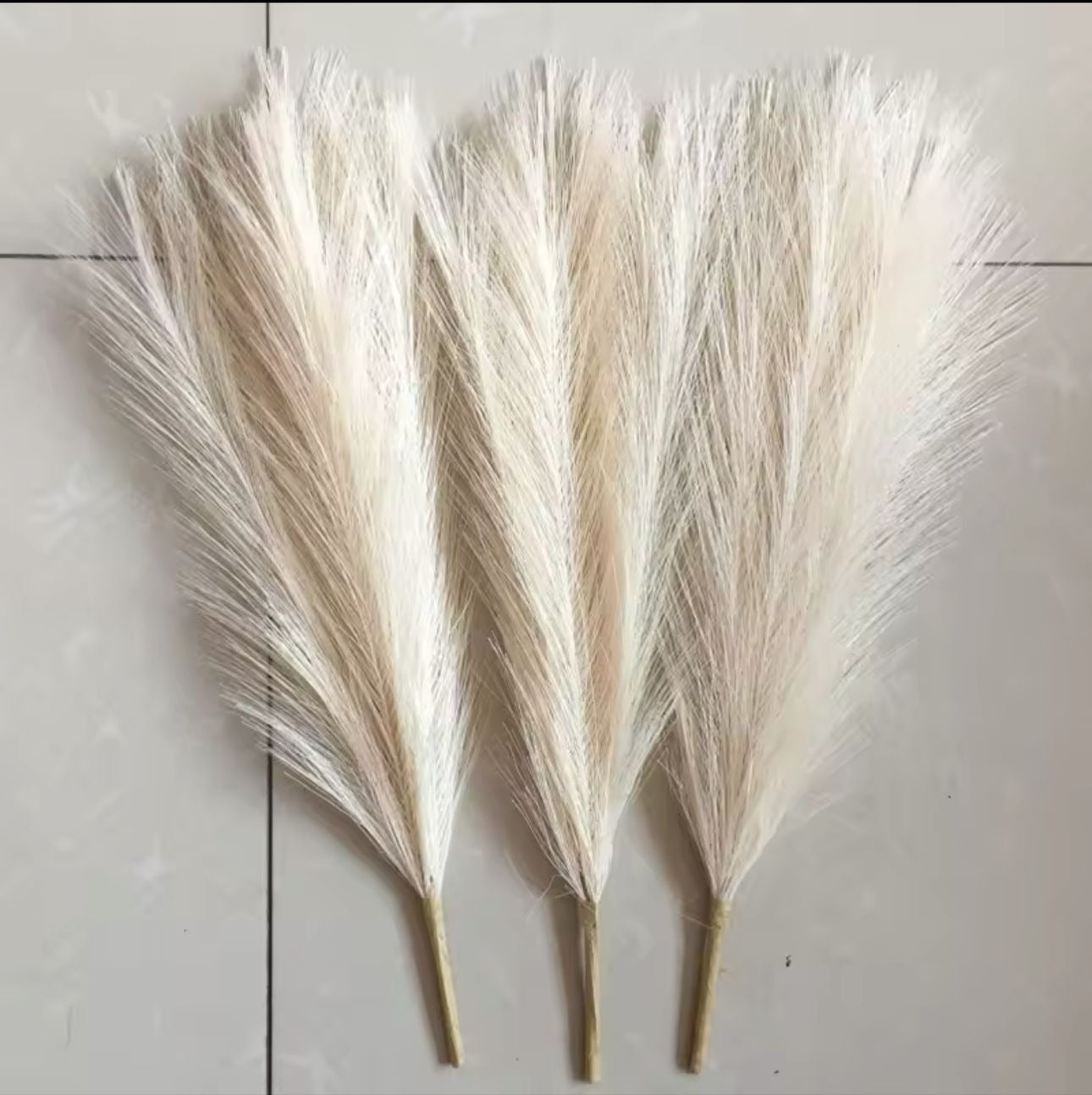 Pampas Grass Bouquet – Decorative Home Accent