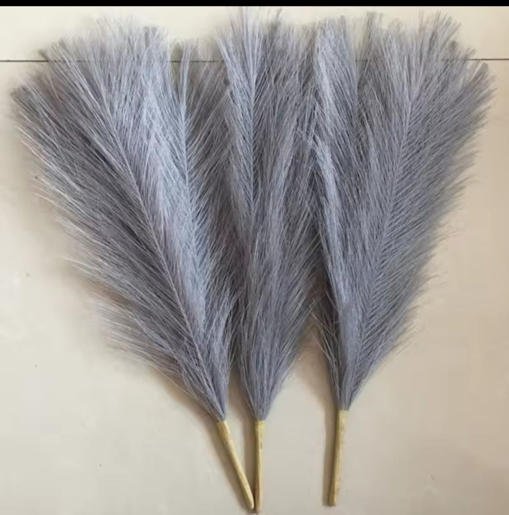 Pampas Grass Bouquet – Decorative Home Accent